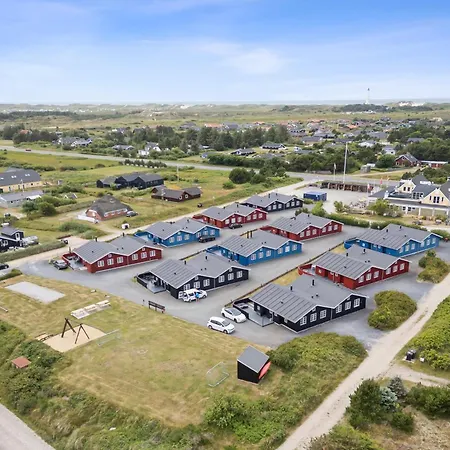 3007 * Hvide Sande