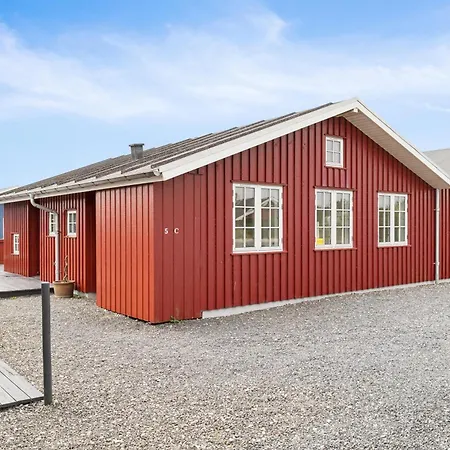 3007 * Hvide Sande